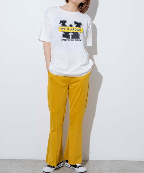 WEGO(ウィゴー)の「WEGO/カレッジロゴプリントTシャツ(Tシャツ/カットソー・レディース・ホワイト/ホワイト系その他/杢グレー/ライトパープル/オートミール/ブルー・SMALL/MEDIUM/LARGE/X-LARGE)」の19枚目の写真