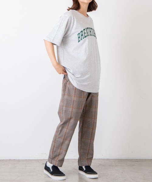 WEGO(ウィゴー)の「WEGO/カレッジロゴプリントTシャツ(Tシャツ/カットソー・レディース・ホワイト/ホワイト系その他/杢グレー/ライトパープル/オートミール/ブルー・SMALL/MEDIUM/LARGE/X-LARGE)」の7枚目の写真