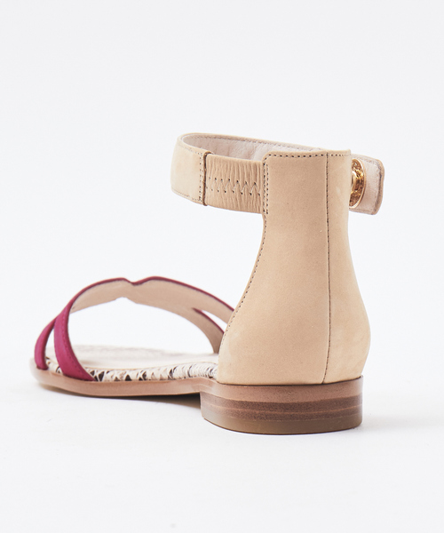 Au BANNISTER(オゥバニスター)の「【ロングヒットアイテム】アンクルストラップサンダル(サンダル・レディース・ブラック/ライトブルー/ネイビー/ピンクゴールド/ピンク/イエロー・35/38/39/40/34/36/37)」の7枚目の写真