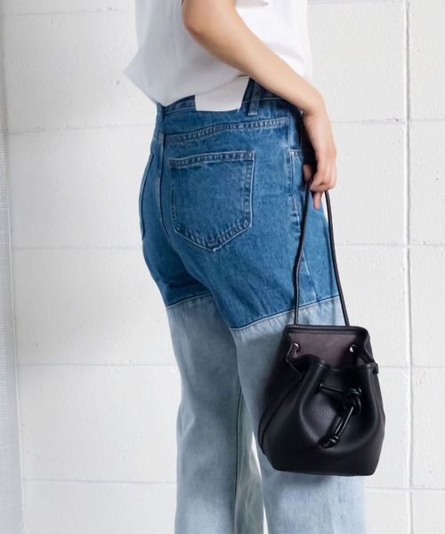 me+em select(ミームセレクト)の「【ポーチ付】スムースレザー巾着ハンドバッグ【数量限定販売】(ハンドバッグ・レディース・ホワイト/ブラック/ベージュ/イエロー/ブルー・FREE)」の21枚目の写真