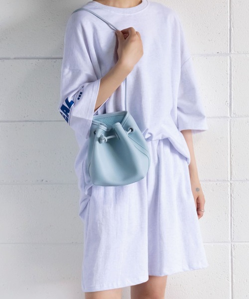 me+em select(ミームセレクト)の「【ポーチ付】スムースレザー巾着ハンドバッグ【数量限定販売】(ハンドバッグ・レディース・ホワイト/ブラック/ベージュ/イエロー/ブルー・FREE)」の20枚目の写真