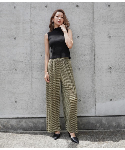 ANAP(アナップ)の「リブプチハイノースリトップス(Tシャツ/カットソー・レディース・ブラック/ブルー/グレイッシュベージュ/オフホワイト・FREE)」の8枚目の写真