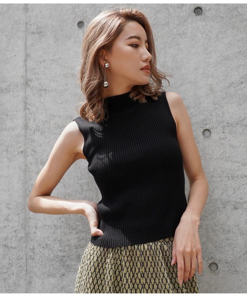 ANAP(アナップ)の「リブプチハイノースリトップス(Tシャツ/カットソー・レディース・ブラック/ブルー/グレイッシュベージュ/オフホワイト・FREE)」の6枚目の写真