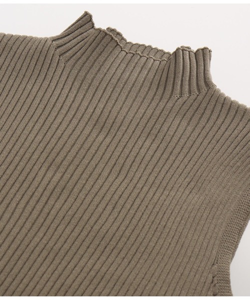 ANAP(アナップ)の「リブプチハイノースリトップス(Tシャツ/カットソー・レディース・ブラック/ブルー/グレイッシュベージュ/オフホワイト・FREE)」の20枚目の写真