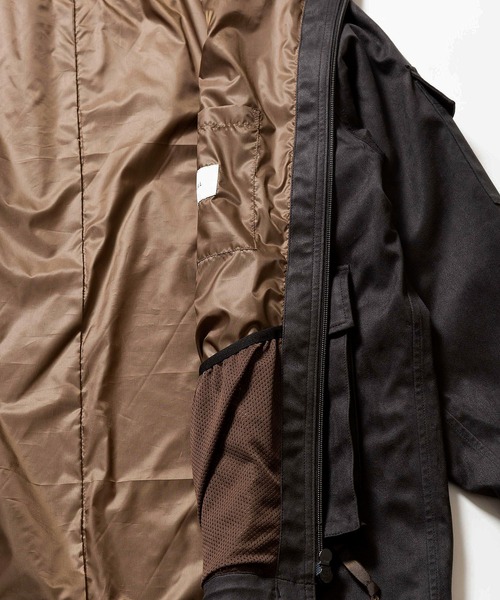 Johnbull(ジョンブル)の「スエードテトラテックスパーカー(マウンテンパーカー・メンズ・ブラック・SMALL/MEDIUM/LARGE)」の4枚目の写真