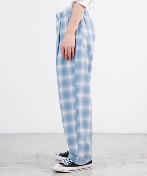 WEGO（ウィゴー）の「WEGO/オンブレチェック ルーズイージーパンツ（スラックス・メンズ・ネイビー/サックスブルー・MEDIUM/LARGE）」の16枚目の写真