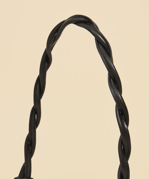 BEAUTY&YOUTH UNITED ARROWS(ビューティーアンドユースユナイテッドアローズ)の「フラップツイストショルダーバッグ -2WAY- ∴(ショルダーバッグ・レディース・ブラック/ライム・FREE)」の17枚目の写真