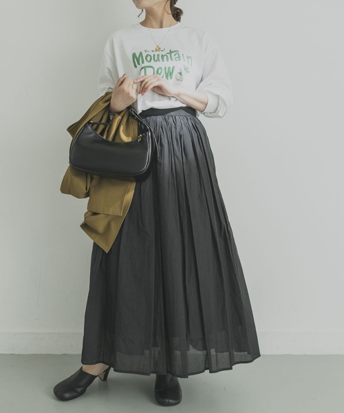 URBAN RESEARCH(アーバンリサーチ)の「ボックスタックエアリーロングスカート(スカート・レディース・オフホワイト/ライトブルー/ブラック/パープル系その他・FREE)」の7枚目の写真