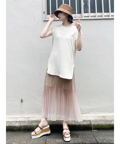 MURUA（ムルーア）の「麻混ナチュラルタンク（Tシャツ/カットソー・レディース・オレンジ/ブラック/アイボリー・FREE）」の4枚目の写真