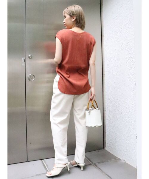 MURUA（ムルーア）の「麻混ナチュラルタンク（Tシャツ/カットソー・レディース・オレンジ/ブラック/アイボリー・FREE）」の12枚目の写真