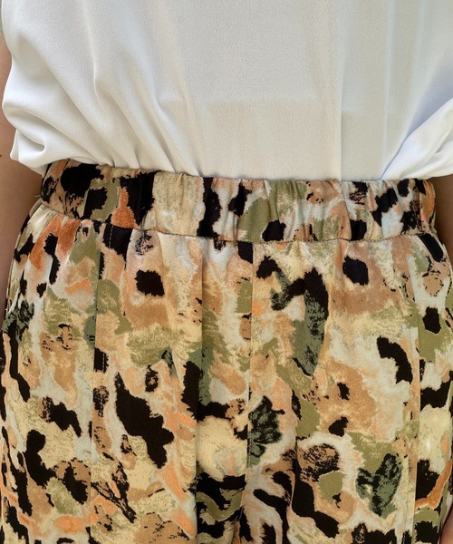 CAPRICIEUX LE'MAGE(カプリシューレマージュ)の「モザイク柄イージーパンツ(その他パンツ・レディース・オレンジ/ブルー・FREE)」の8枚目の写真