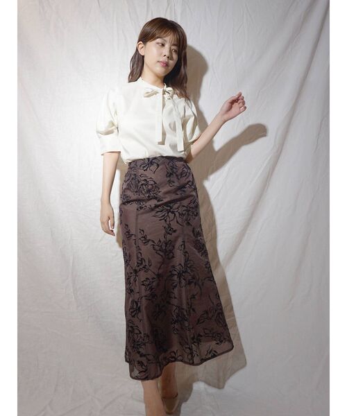 MERCURYDUO（マーキュリーデュオ）の「フロッキープリントフレアスカート（スカート・レディース・ブラウン/アイボリー・SMALL/MEDIUM）」の7枚目の写真