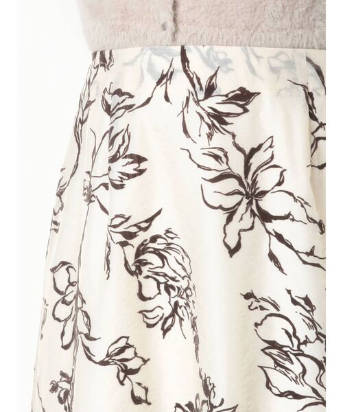 MERCURYDUO（マーキュリーデュオ）の「フロッキープリントフレアスカート（スカート・レディース・ブラウン/アイボリー・SMALL/MEDIUM）」の18枚目の写真
