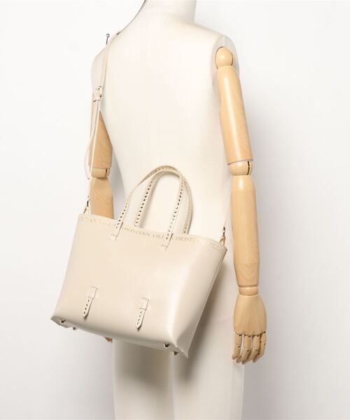 Jines（ジネス）の「CHRISTIAN VILLA☆すっきり大人のスタッズトートBAG☆M（ショルダーバッグ・レディース・オフホワイト・FREE）」の8枚目の写真