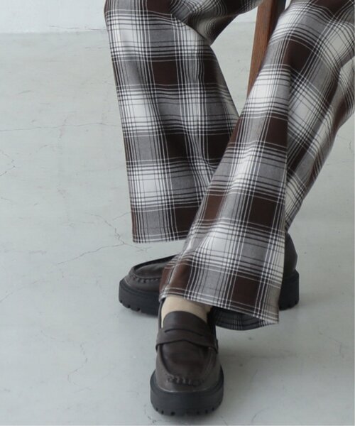 RAY CASSIN（レイカズン）の「スクエアタンクローファー（ローファー・レディース・ブラウン/グレイッシュベージュ/ブラック・MEDIUM/LARGE）」の6枚目の写真