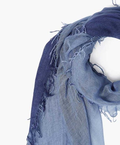 CHAN LUU（チャンルー）の「グラデーションカラー カシミヤシルクストール BRH-SC-254（ストール/ショール・レディース・グリーン/ブルー・フリー）」の8枚目の写真