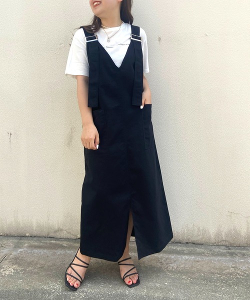 prose verse（プロズヴェール）の「ツイルアウトポケットジャンスカ（ジャンパースカート・レディース・ブラック/ベージュ・MEDIUM）」の2枚目の写真