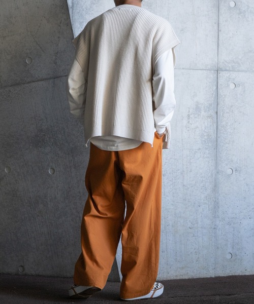 kutir（クティール）の「サイドスリットニットベスト（ベスト・メンズ・オフホワイト/ダークブルー/チャコールグレー・MEDIUM/LARGE）」の15枚目の写真