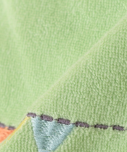 kladskap（クレードスコープ）の「アニマルスタイ（スタイ/よだれかけ・キッズ・ライトグリーン/クリーム/ネイビー・FREE）」の4枚目の写真