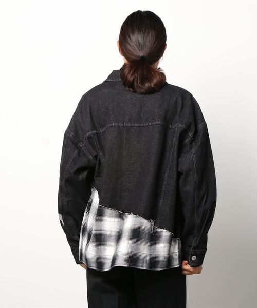 MISHKA(ミシカ)の「【MISHKA】無地&チェック柄 異素材切替 ビッグデニムジャケット(デニムジャケット・メンズ・ブラック・L/M)」の19枚目の写真