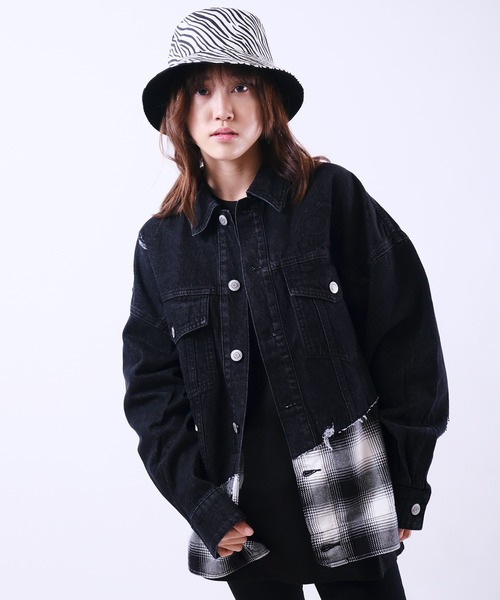 MISHKA(ミシカ)の「【MISHKA】無地&チェック柄 異素材切替 ビッグデニムジャケット(デニムジャケット・メンズ・ブラック・L/M)」の8枚目の写真