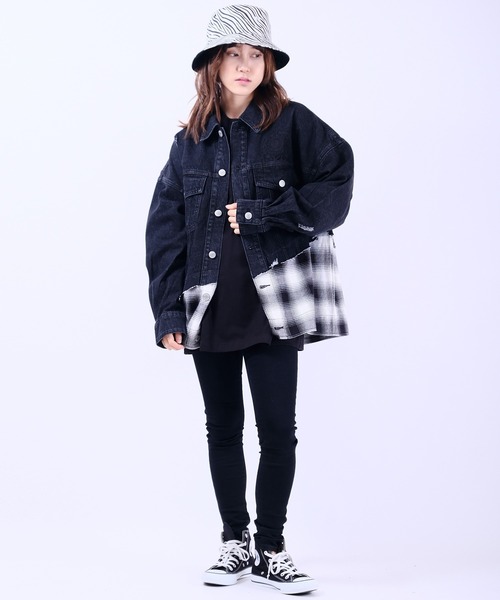 MISHKA(ミシカ)の「【MISHKA】無地&チェック柄 異素材切替 ビッグデニムジャケット(デニムジャケット・メンズ・ブラック・L/M)」の12枚目の写真