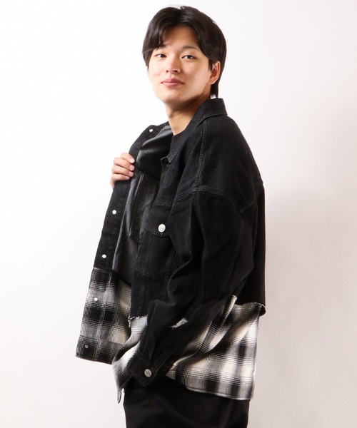 MISHKA(ミシカ)の「【MISHKA】無地&チェック柄 異素材切替 ビッグデニムジャケット(デニムジャケット・メンズ・ブラック・L/M)」の6枚目の写真
