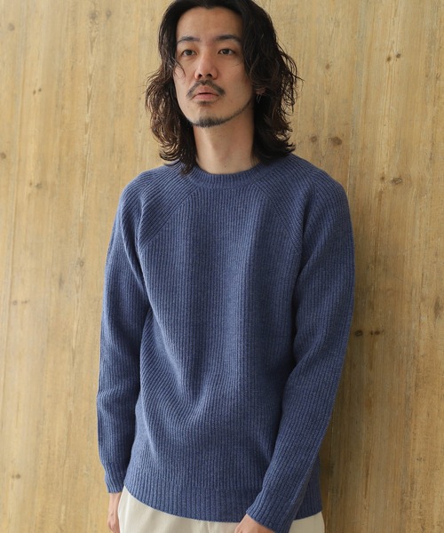 URBAN RESEARCH Sonny Label(アーバンリサーチサニーレーベル)の「リッチソフトウール畦編みクルーネックニット(ニット/セーター・メンズ・オフホワイト/ブラック/グレー/ブルー/オレンジ・MEDIUM/LARGE)」の13枚目の写真