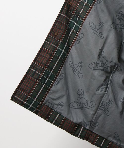 Vivienne Westwood(ヴィヴィアンウエストウッド)の「CHECK×WINTER PRINTステンカラーコート(ステンカラーコート・レディース・グリーン系その他・FREE)」の2枚目の写真