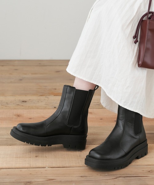 Chaco closet（チャコ クローゼット）の「トラックソール 厚底 サイドゴア チェルシーブーツ（ブーツ・レディース・ブラック/ダークブラウン/アイボリー/アッシュブラウン・S/M/L）」の19枚目の写真