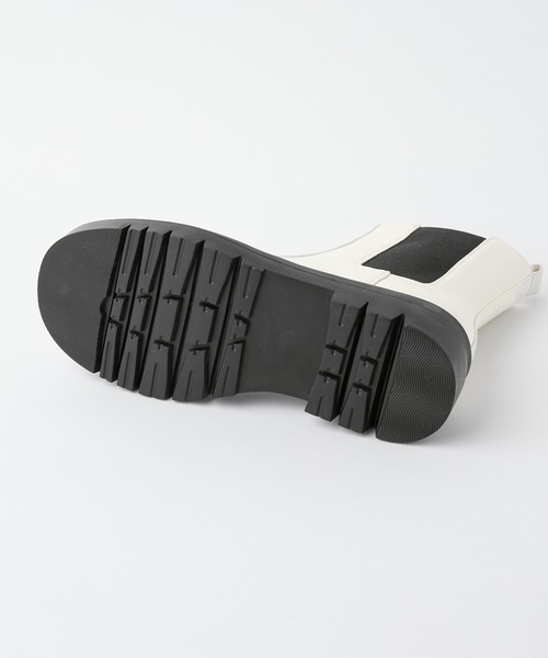 Chaco closet（チャコ クローゼット）の「トラックソール 厚底 サイドゴア チェルシーブーツ（ブーツ・レディース・ブラック/ダークブラウン/アイボリー/アッシュブラウン・S/M/L）」の18枚目の写真