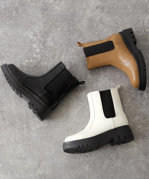 Chaco closet（チャコ クローゼット）の「トラックソール 厚底 サイドゴア チェルシーブーツ（ブーツ・レディース・ブラック/ダークブラウン/アイボリー/アッシュブラウン・S/M/L）」の22枚目の写真