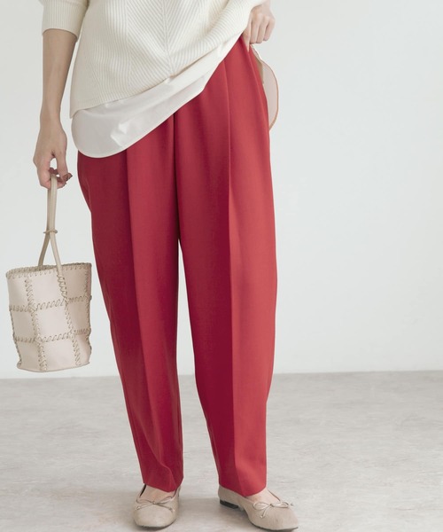 URBAN RESEARCH ROSSO WOMEN（アーバンリサーチ　ロッソ）の「コクーンタックトラウザー（その他パンツ・レディース・チャコールグレー/モカ/レッド・38/36）」の16枚目の写真