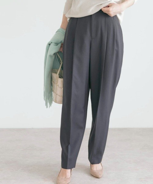 URBAN RESEARCH ROSSO WOMEN（アーバンリサーチ　ロッソ）の「コクーンタックトラウザー（その他パンツ・レディース・チャコールグレー/モカ/レッド・38/36）」の4枚目の写真