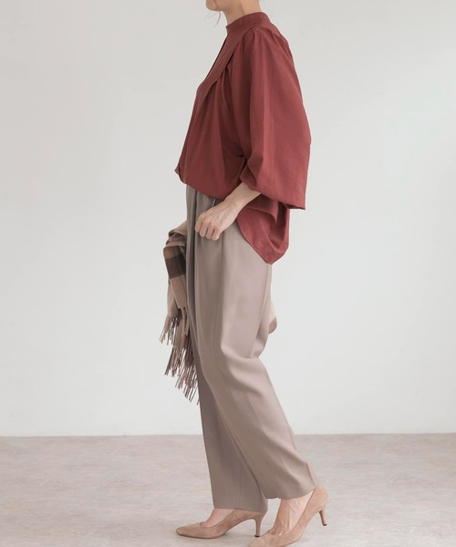 URBAN RESEARCH ROSSO WOMEN（アーバンリサーチ　ロッソ）の「コクーンタックトラウザー（その他パンツ・レディース・チャコールグレー/モカ/レッド・38/36）」の8枚目の写真