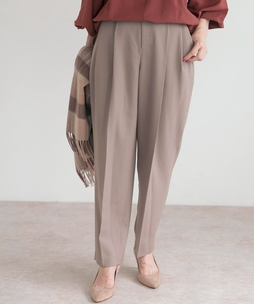 URBAN RESEARCH ROSSO WOMEN（アーバンリサーチ　ロッソ）の「コクーンタックトラウザー（その他パンツ・レディース・チャコールグレー/モカ/レッド・38/36）」の7枚目の写真