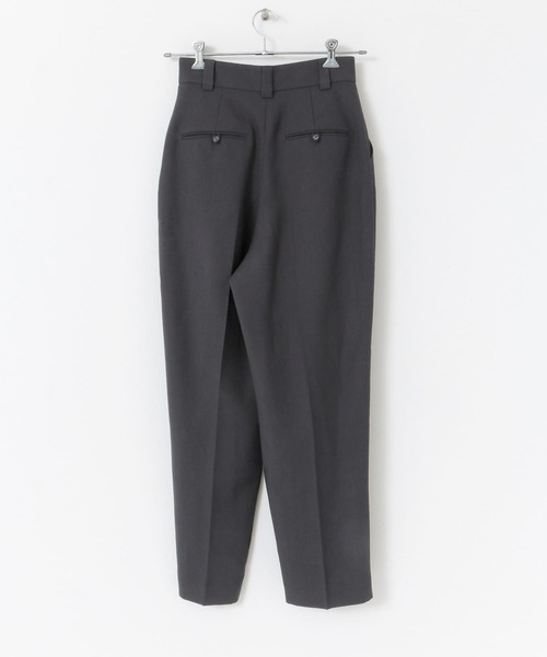 URBAN RESEARCH ROSSO WOMEN（アーバンリサーチ　ロッソ）の「コクーンタックトラウザー（その他パンツ・レディース・チャコールグレー/モカ/レッド・38/36）」の15枚目の写真