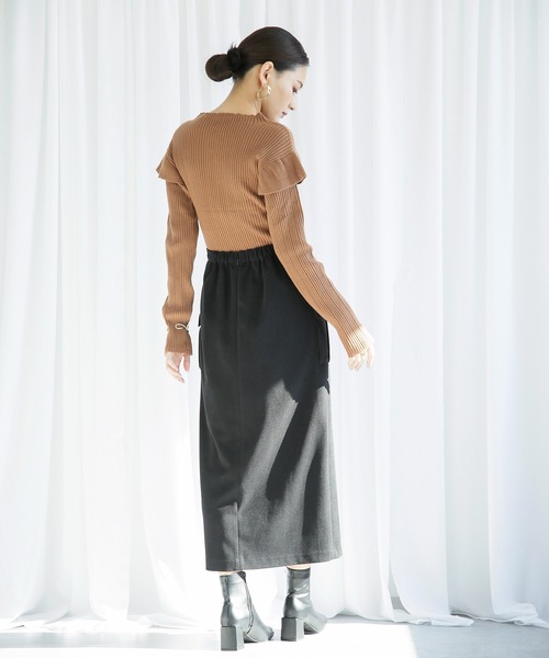 ENNEA(エンネア)の「【2021AW】肩フリルデザイン・抗ピリングモダールヤーン12Gリブニット(ニット/セーター・レディース・ベージュ/レッド/ブルー/キャメル・M)」の14枚目の写真