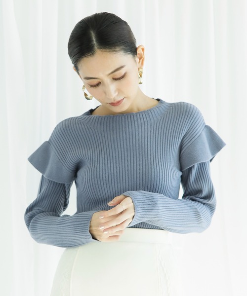 ENNEA(エンネア)の「【2021AW】肩フリルデザイン・抗ピリングモダールヤーン12Gリブニット(ニット/セーター・レディース・ベージュ/レッド/ブルー/キャメル・M)」の5枚目の写真