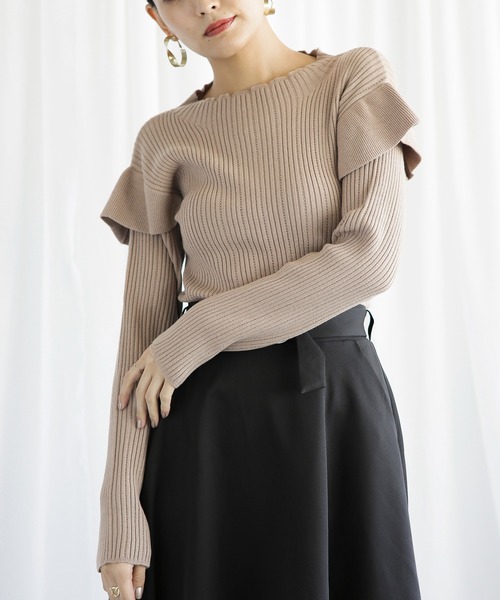 ENNEA(エンネア)の「【2021AW】肩フリルデザイン・抗ピリングモダールヤーン12Gリブニット(ニット/セーター・レディース・ベージュ/レッド/ブルー/キャメル・M)」の18枚目の写真