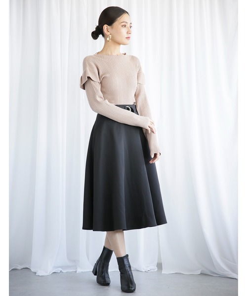 ENNEA(エンネア)の「【2021AW】肩フリルデザイン・抗ピリングモダールヤーン12Gリブニット(ニット/セーター・レディース・ベージュ/レッド/ブルー/キャメル・M)」の20枚目の写真