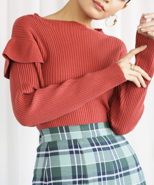 ENNEA(エンネア)の「【2021AW】肩フリルデザイン・抗ピリングモダールヤーン12Gリブニット(ニット/セーター・レディース・ベージュ/レッド/ブルー/キャメル・M)」の15枚目の写真