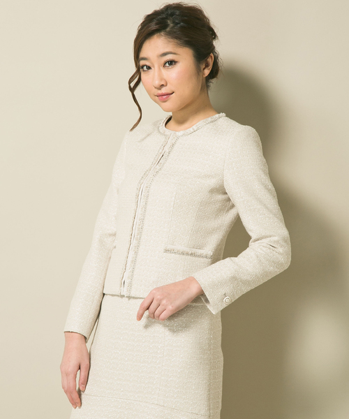 23区（ニジュウサンク）の「ライトシャインツイード ノーカラー