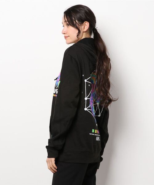 NASA（ナサ）の「/NASA/SWEAT PULLPARKA（パーカー・レディース・ブラック/グレー・MEDIUM/LARGE/X-LARGE）」の3枚目の写真