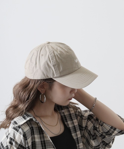 Lee（リー）の「Lee COLOR LOW CAP OG COTTON カラー ローキャップ（キャップ・レディース・ホワイト/ブラック/ベージュ/ピンク/オレンジ/ネイビー/パープル/ブルー/グリーン・FREE）」の3枚目の写真