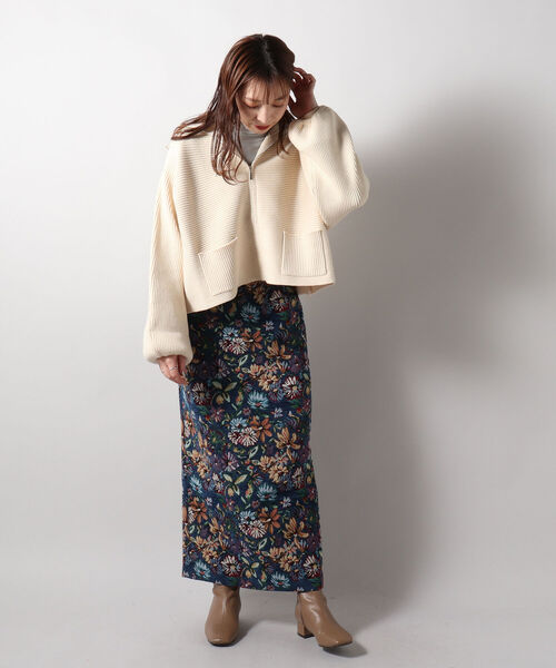 fredy emue（フレディエミュ）の「ジャガードタイトロングスカート（スカート・レディース・ホワイト系その他5/ブルー系その他7・38/36）」の12枚目の写真