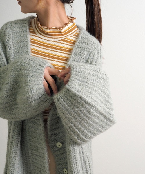 Crisp（クリスプ）の「ボリュームニットカーディガン（カーディガン/ボレロ・レディース・ベージュ/グリーン・FREE）」の15枚目の写真