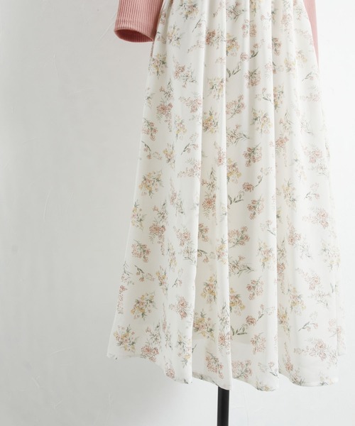 tocco closet（トッコ　クローゼット）の「肩シフォンフリル付きリブカットソー×フラワープリントドッキングワンピース（ワンピース・レディース・ネイビー/ピンク・M）」の5枚目の写真