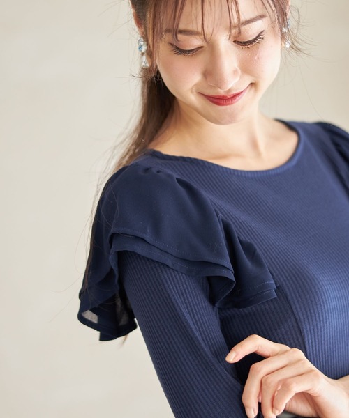 tocco closet（トッコ　クローゼット）の「肩シフォンフリル付きリブカットソー×フラワープリントドッキングワンピース（ワンピース・レディース・ネイビー/ピンク・M）」の21枚目の写真