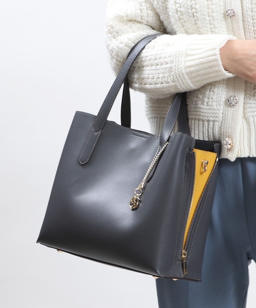 BASE（ベース）の「サイドジップ バイカラートートバッグ (M)（トートバッグ・レディース・ブラウン系その他/ライトグレー/ブラック/ダークグレー/グリーン/ピンク/アイボリー/ブラウン・FREE）」の4枚目の写真